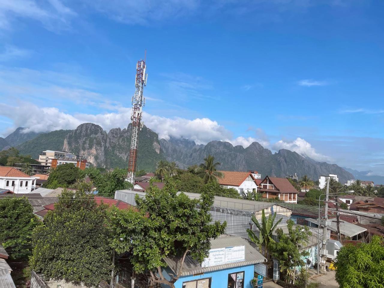 Smile Guesthouse Vangvieng Vang Vieng Ngoại thất bức ảnh
