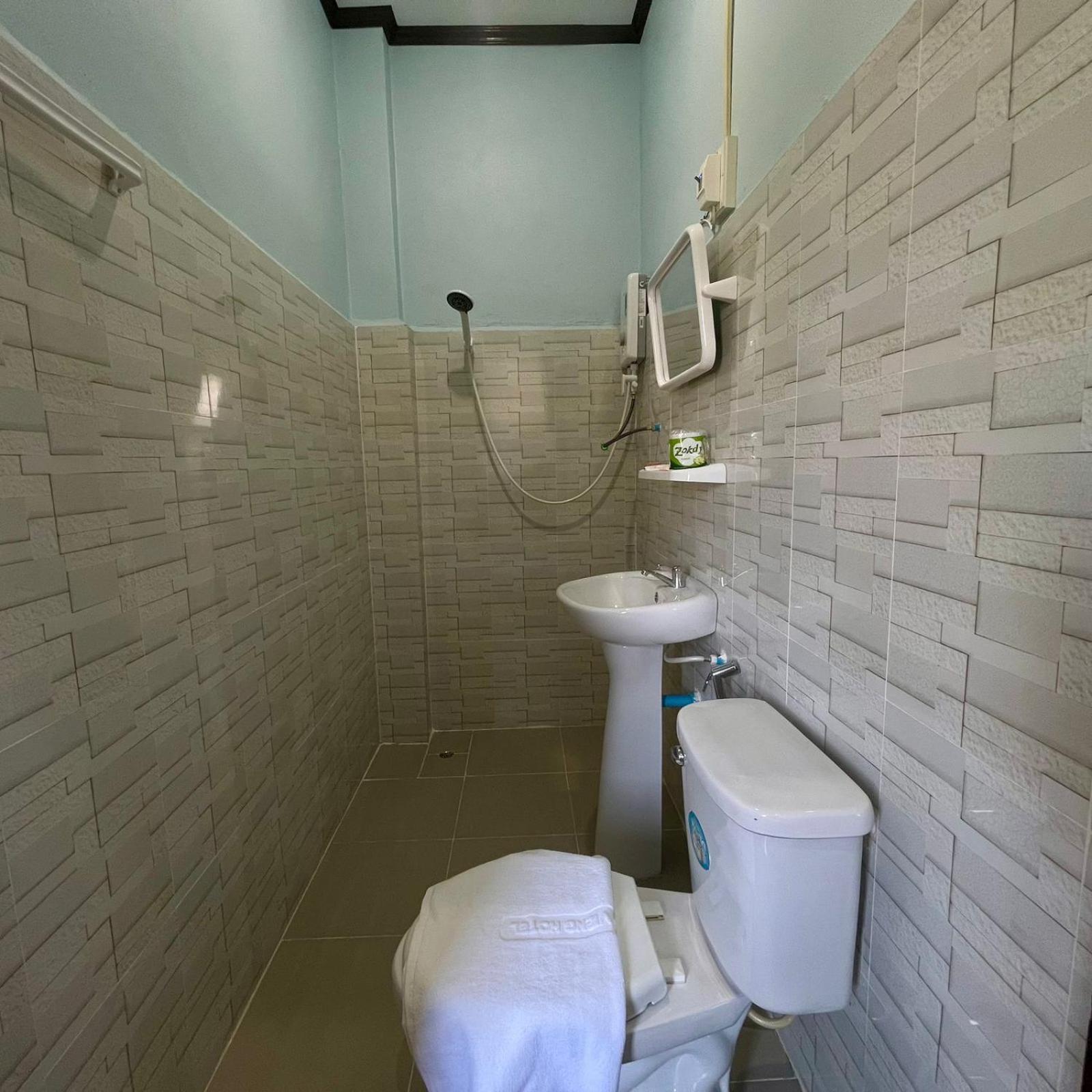 Smile Guesthouse Vangvieng Vang Vieng Ngoại thất bức ảnh