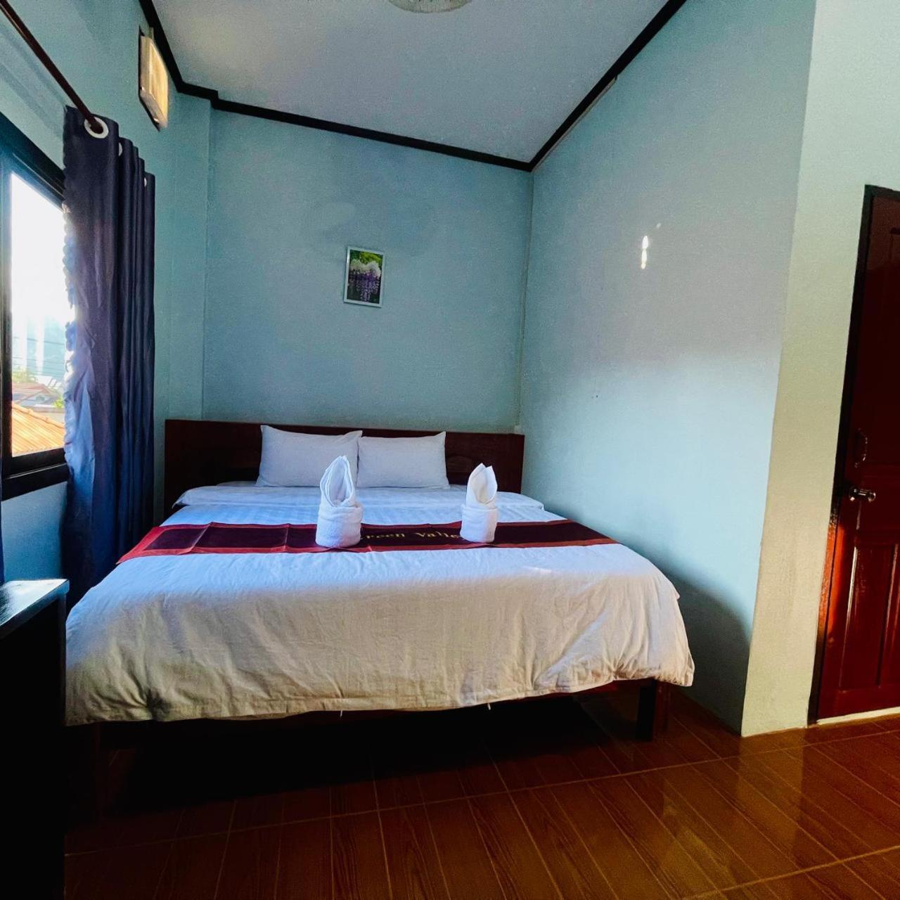 Smile Guesthouse Vangvieng Vang Vieng Ngoại thất bức ảnh